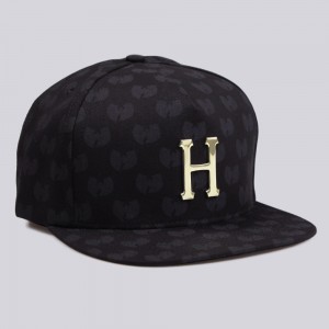 Snapback-Cap-Black